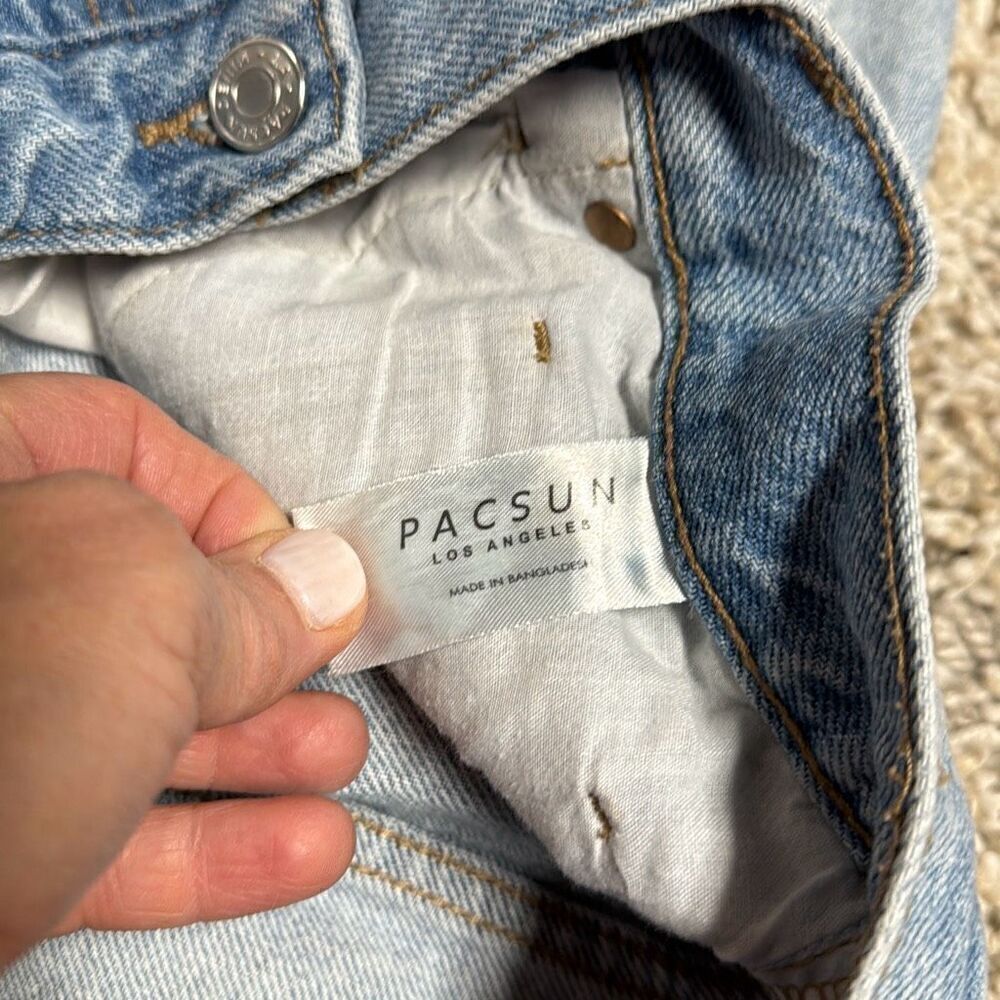 PacSun Vintage High Rise Button Fly Frayed Denim Shorts Size 30 - Picture 6 of 7